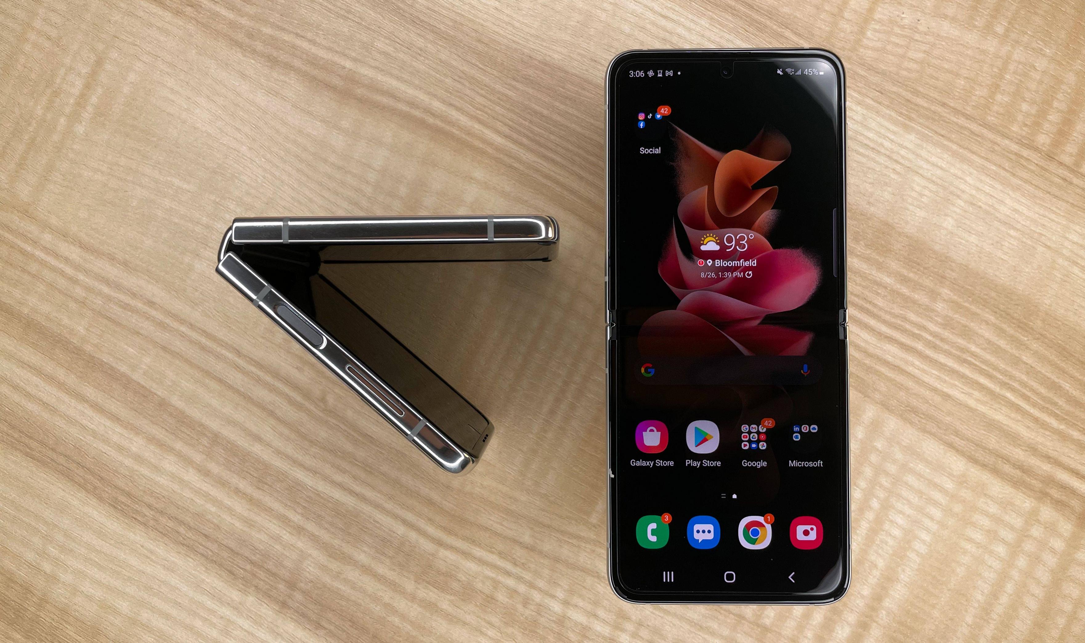 SMARTPHONE